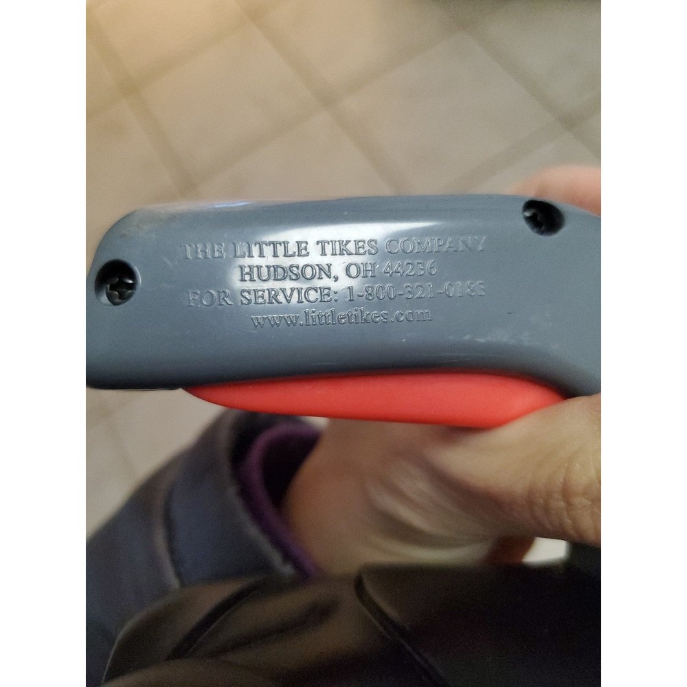 Little Tikes Dracula Laughing Flashlight Vintage - Picture 7 of 7